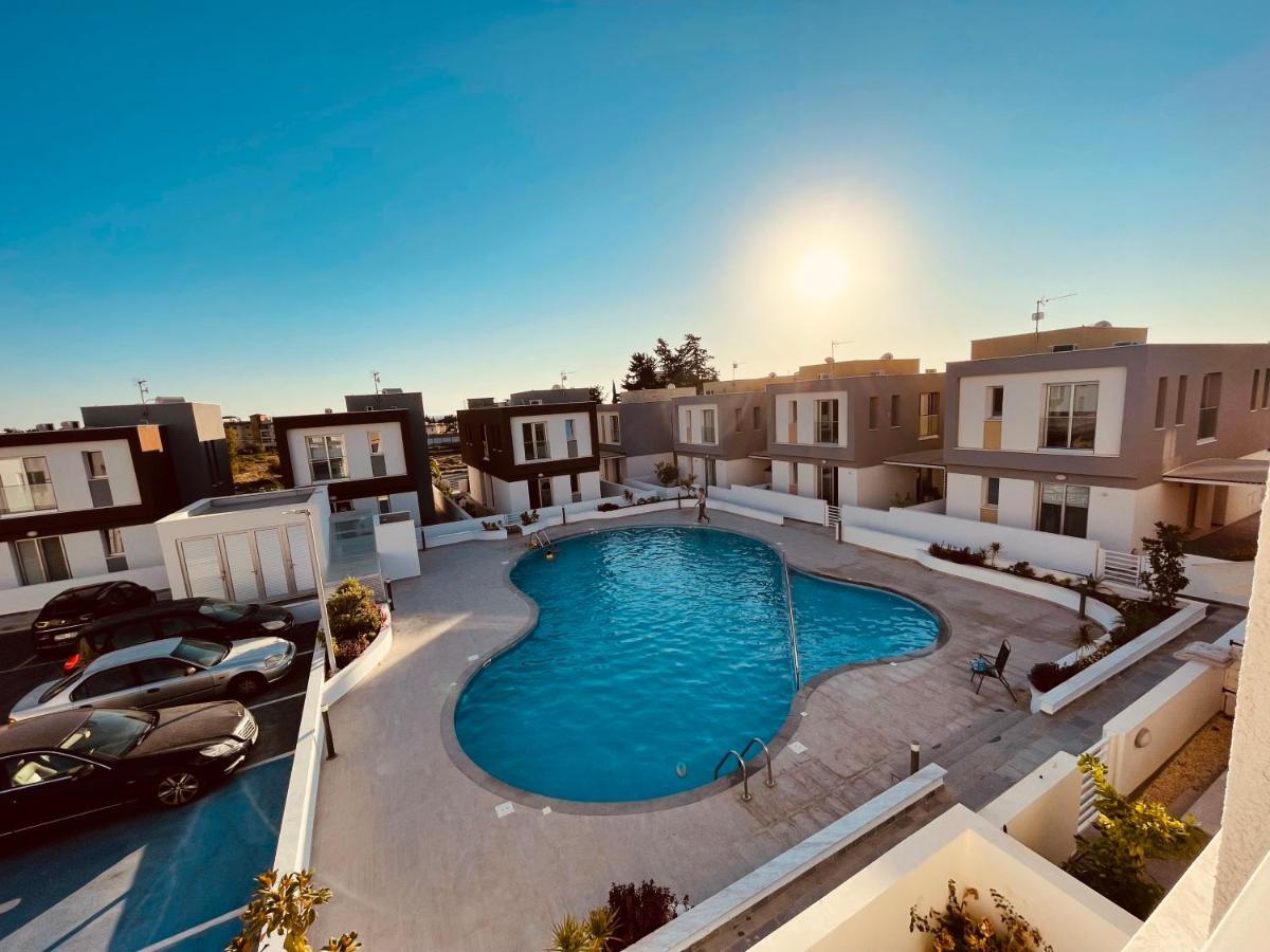 City Center Cozy Apt Paphos Ngoại thất bức ảnh